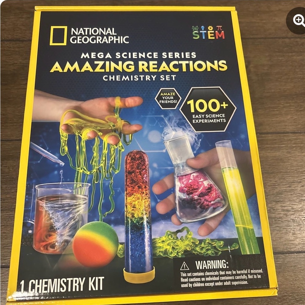 National Geographic Amazing Reactions Chemistry Set - Yellow and Blue